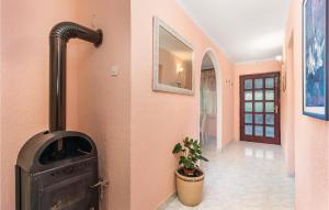 Fotografie z fotogalerie ubytování 2 Bedroom Nice Apartment In Rijeka v destinaci Rijeka