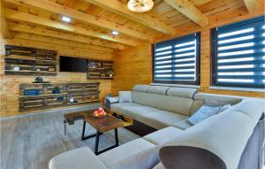Gallery image of Stunning Home In Grkavescak With Sauna, Wifi And Outdoor Swimming Pool in Grkavešćak