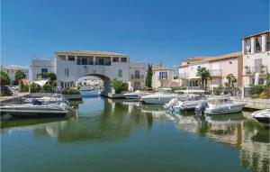 Gallery image of Cozy Home In Aigues-mortes With Wifi in Aigues-Mortes