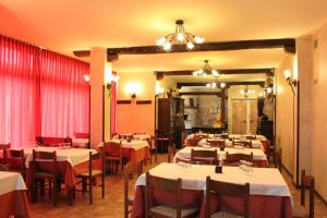 Restaurace v ubytování Hotel Sette E Mezzo
