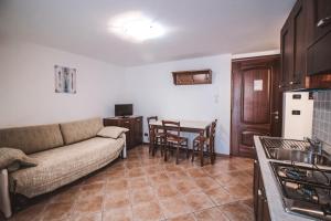 Kuchyň nebo kuchyňský kout v ubytování Residence Aquila - Mono Chamousira