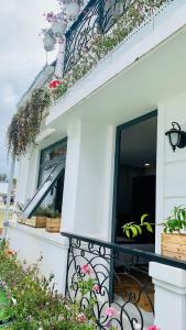 Foto dalla galleria di DALAT STREAM HOTEL-Khách sạn đẹp Đà Lạt a Da Lat