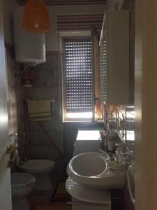Koupelna v ubytování Appartamento a 20 metri dal mare San Salvo Marina