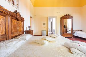 Postel nebo postele na pokoji v ubytování B&B Luxury da Salvatore