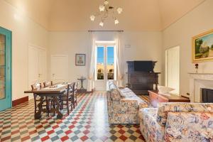 TV a/nebo společenská místnost v ubytování B&B Luxury da Salvatore