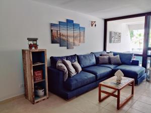 Część wypoczynkowa w obiekcie MARAVILLA Suite 140 m2 - 3 Bedrooms, Heated Pool