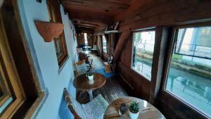 Fotografie z fotogalerie ubytování Schiefes Haus v destinaci Ulm