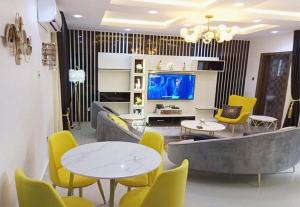 TV a/nebo společenská místnost v ubytování Westpark Luxury Apartments