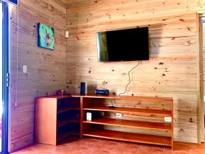 TV a/nebo společenská místnost v ubytování Ocean Melody 4