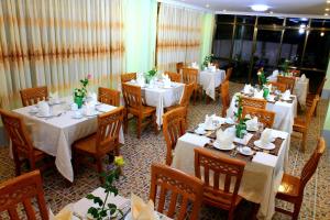 Restaurace v ubytování Sandalwood Hotel