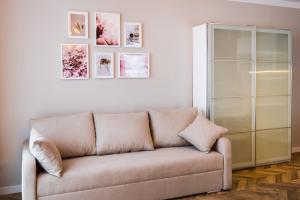 Ein Sitzbereich in der Unterkunft Przystanek Babia Apartamenty