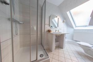 Koupelna v ubytování Hotel Zum kühlen Grunde