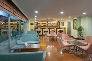 Posezení v ubytování Lara Dinc Hotel