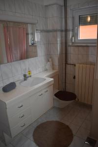 Kúpeľňa v ubytovaní House Burić + 37 fotografií