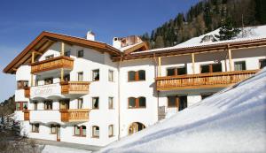 Imagen de la galería de Residence Carin, en Selva di Val Gardena