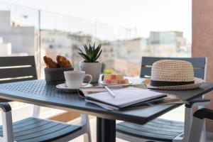 Gambar di galeri bagi StayMela Apartments - Birkirkara di Birkirkara