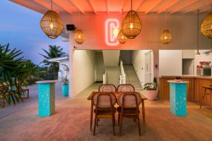 Fotografie z fotogalerie ubytování Outpost Weligama Beachfront v destinaci Weligama
