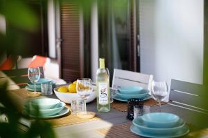 Nápoje v ubytování Apartamentos La Estrella iii