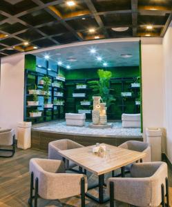 Χώρος καθιστικού στο Boulevard Hotel Oman