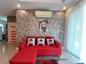 Postel nebo postele na pokoji v ubytování Pimjai Party Pool Villa Huahin 2 Bedroom + 16 fotografií