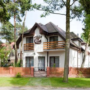 a house in the suburbs of paris at Villa Ula in Pobierowo