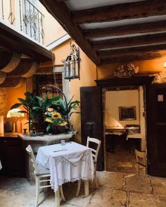 Restoranas ar kita vieta pavalgyti apgyvendinimo įstaigoje Hotel Casa Garzotto