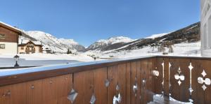Hotel Piccolo Mondo during the winter