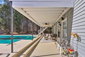 Gallery image of Immaculate Suwanee House with Pool and Game Room! in Suwanee