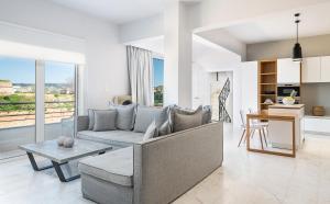 Posedenie v ubytovaní West City Apartment