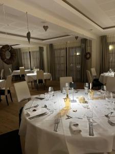 Restaurace v ubytování Hotel Saint-Hubert
