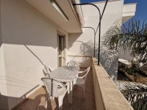 A balcony or terrace at Appartamento Ghirigoro 2