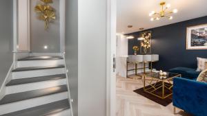London's Modern Nuance Apartment - Battersea