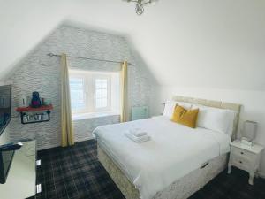 Postel nebo postele na pokoji v ubytování Burlington Guest House