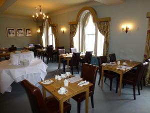 Gallery image of The Bear Hotel in Devizes