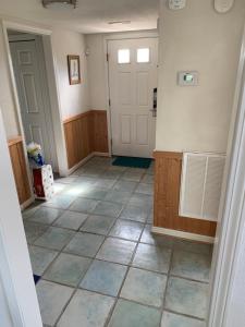 Gambar di galeri bagi Pets OK Rest A Shored A Secure and Comfortable Home Flat Screen T Vs In All Rooms Fully Stocked With Plenty Of Amenities Private Inground Pool Gas Fireplace Rents Sat to Sat Full Weeks only di Nags Head