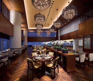河内乐天酒店餐厅或其他用餐的地方