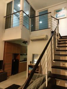 Gallery image of (Cutiepie)Duplex condo@Maritime 8 in George Town