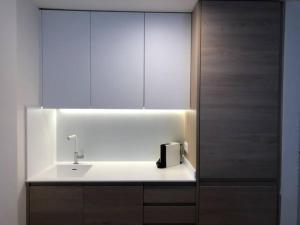 a bathroom with a white sink and a mirror at Apartamento Adrover - J in Sant Llorenç des Cardassar +28 photos