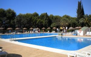 Bazén v ubytovaní Iris Summer Beach alebo v jeho blízkosti