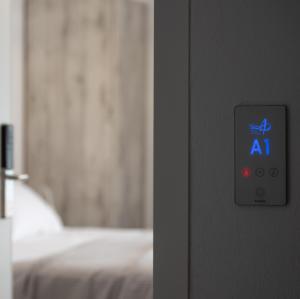 Postel nebo postele na pokoji v ubytování TORONI ALPHA STUDIOS