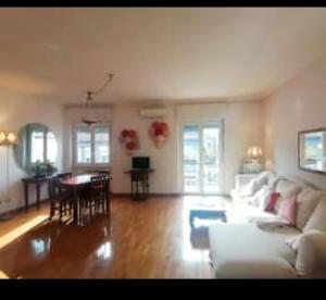 A seating area at Gelsomino B&B Apartment