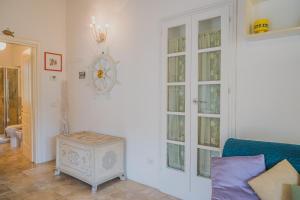 A bathroom at Appartamenti Straccoligno