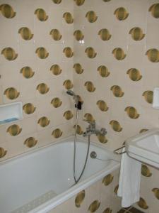 Kylpyhuone majoituspaikassa Albergo La Primula