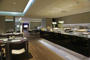 
a kitchen with a lot of counter space at InterContinental Barcelona, an IHG Hotel in Barcelona
