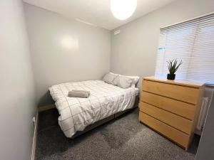 3 bed apartment on Balham High Road