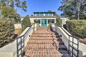 Gallery image of Waterfront Golf Course Home with Screened Balcony! in North Myrtle Beach