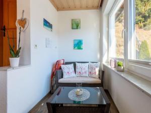 Posezení v ubytování Apartment in Stuhlfelden near Ski Lift + 25 fotografií