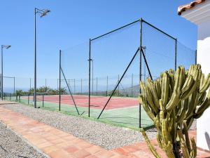 Tennis and/or squash facilities at Holiday Home in Arenas with Private Pool or nearby