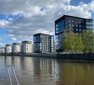Výhled na řeku, která protéká v blízkosti apartmánu