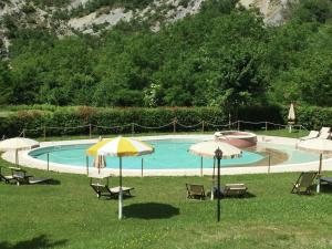 The swimming pool at or close to Apartment in Marche with Pool Access